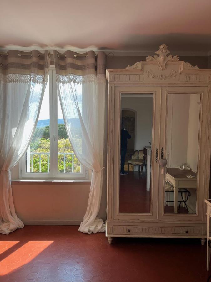 La Maison De Justine Grimaud Eksteriør billede